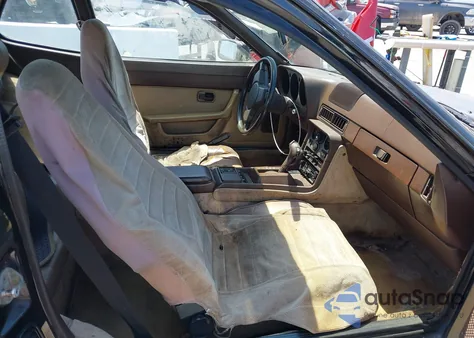 1984 Porsche 944 z USA, uszkodzony, nr VIN WP0AA0947EN459060